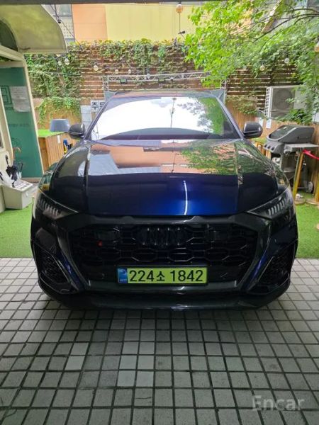 Audi rsq8