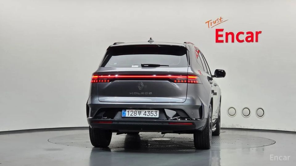 Renault-KoreaSamsung Grand Koleos