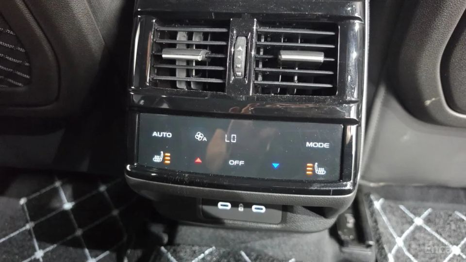 Renault-KoreaSamsung Grand Koleos