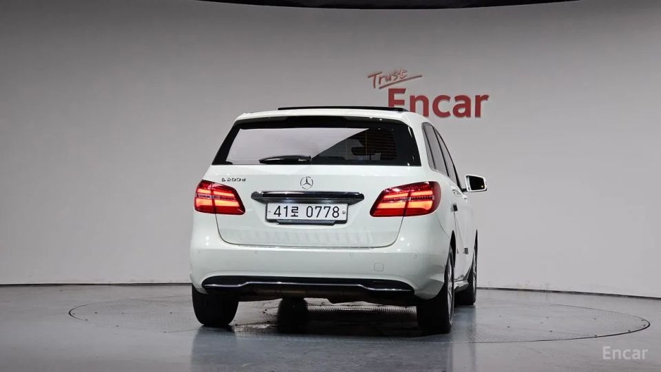 Mercedes-Benz B-Class
