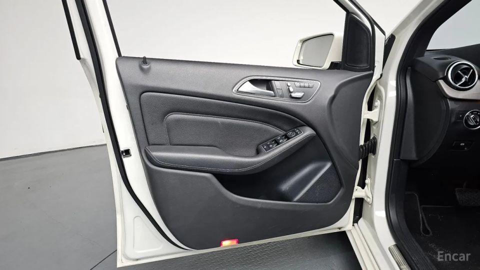 Mercedes-Benz B-Class