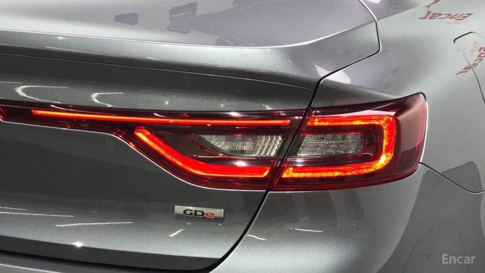 Renault-KoreaSamsung SM6