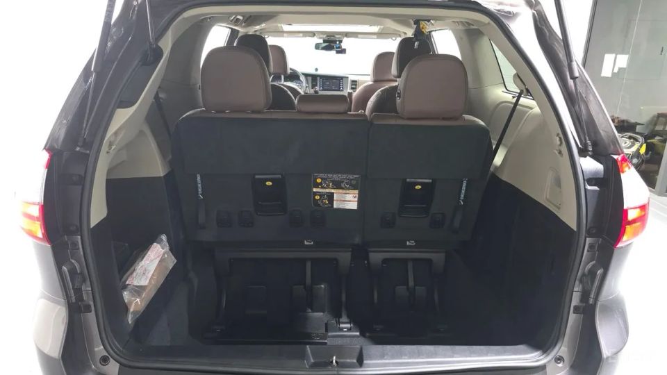 Toyota Sienna