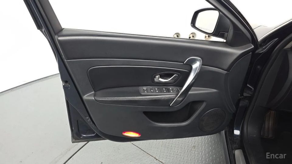 Renault-KoreaSamsung SM5