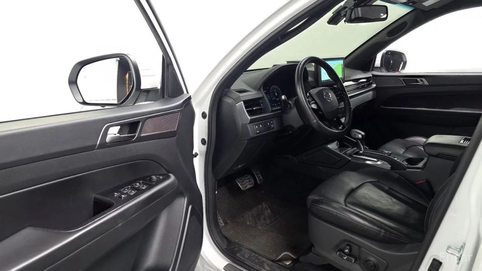 KG_Mobility_Ssangyong Rexton