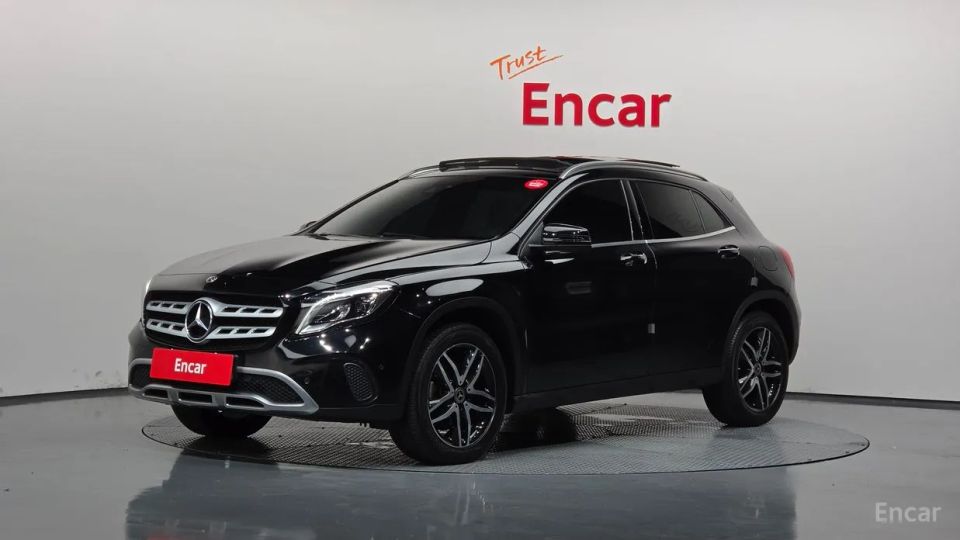 Mercedes-Benz GLA-Class