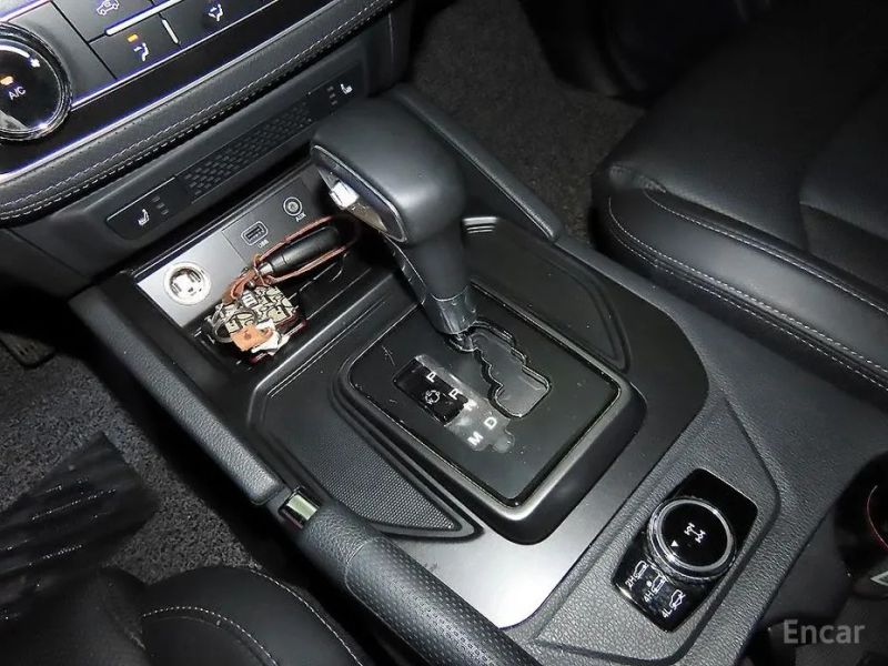 KG_Mobility_Ssangyong Rexton