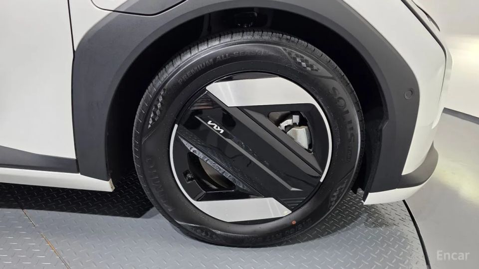 Kia EV4