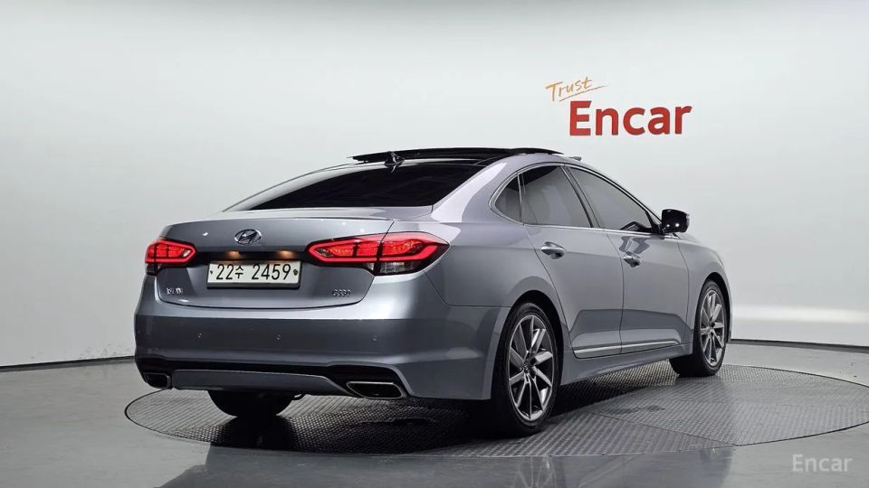 Hyundai Aslan