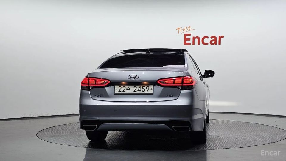 Hyundai Aslan