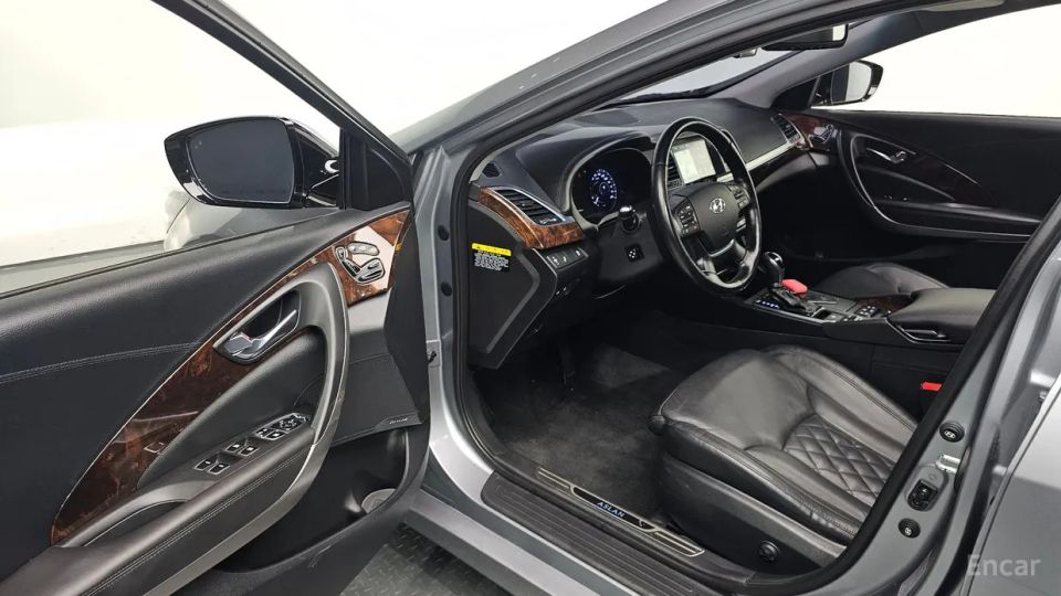 Hyundai Aslan