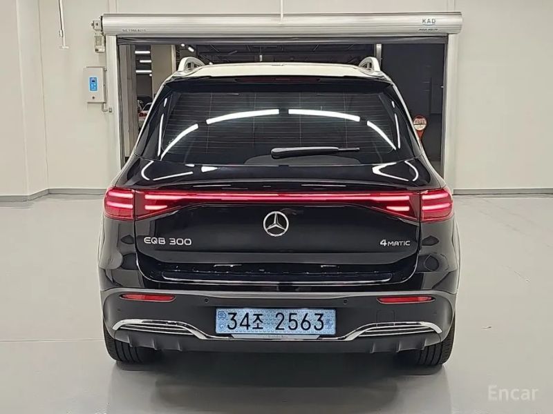 Mercedes-Benz EQB
