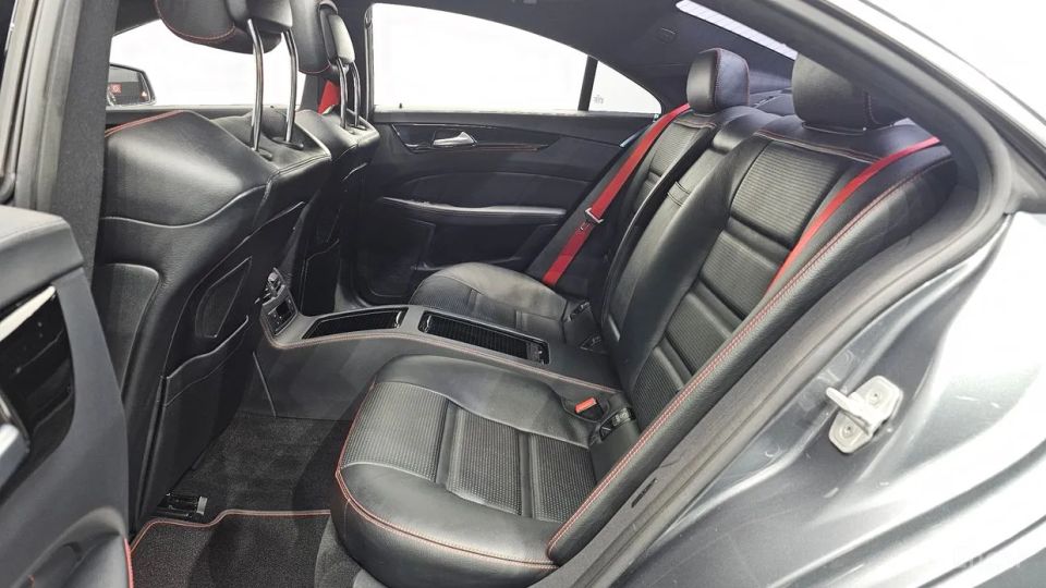 Mercedes-Benz CLS-Class