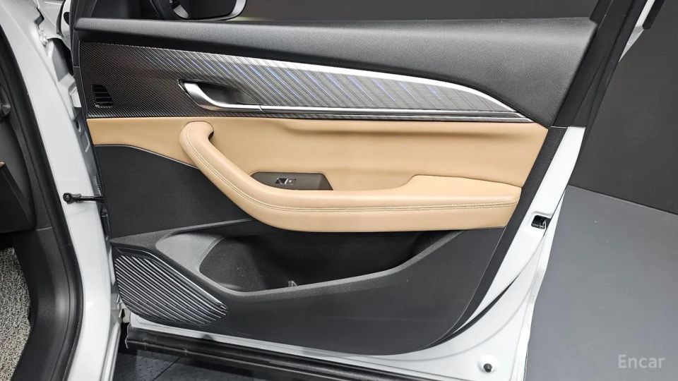 Renault-KoreaSamsung Grand Koleos