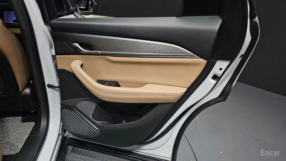 Renault-KoreaSamsung Grand Koleos