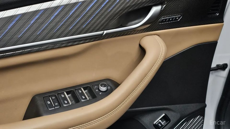 Renault-KoreaSamsung Grand Koleos