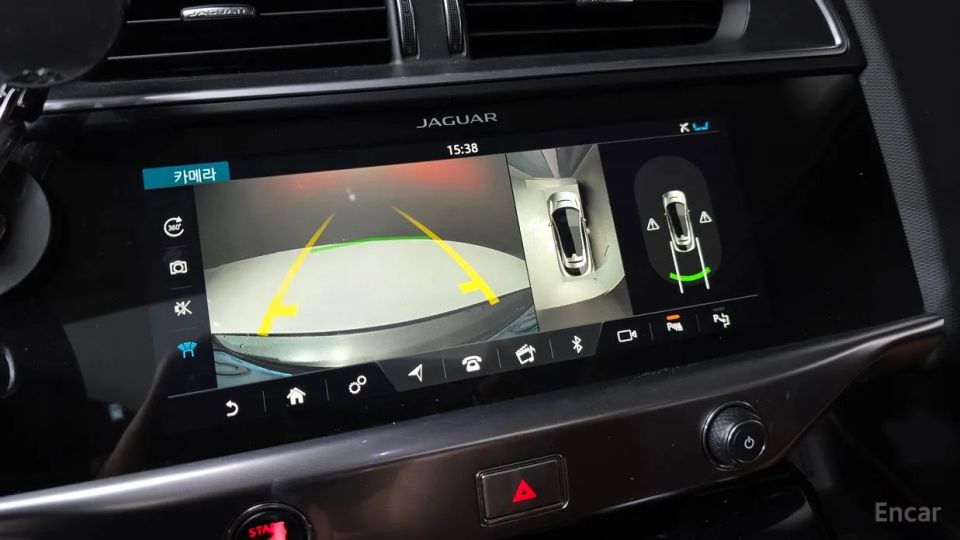 Jaguar I-PACE