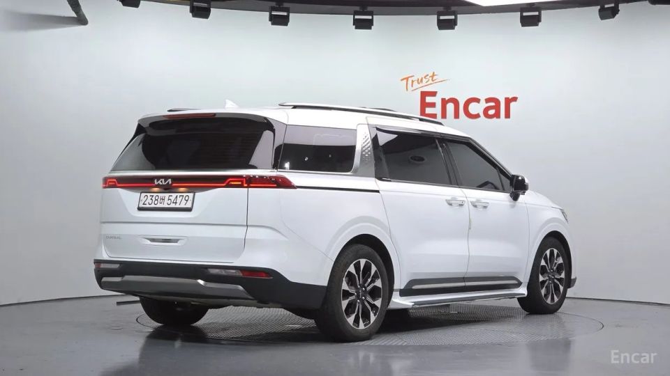 Kia Canival