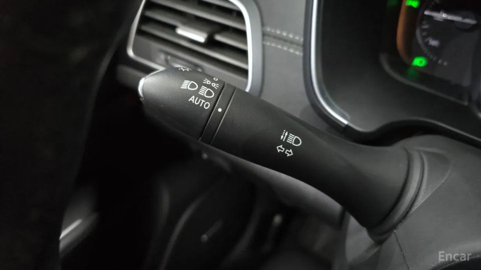 Renault-KoreaSamsung SM6