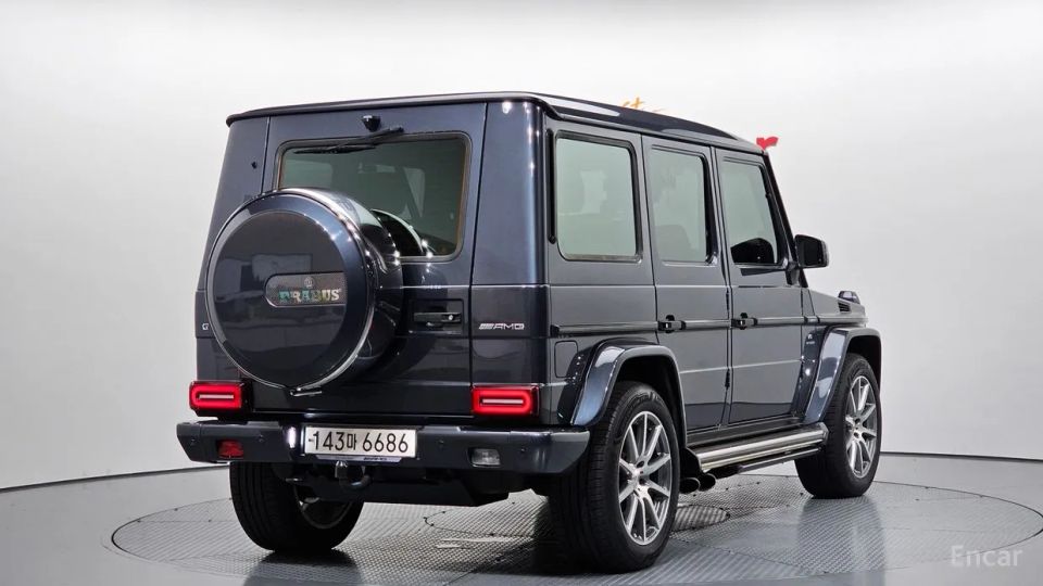 Mercedes-Benz G-Class
