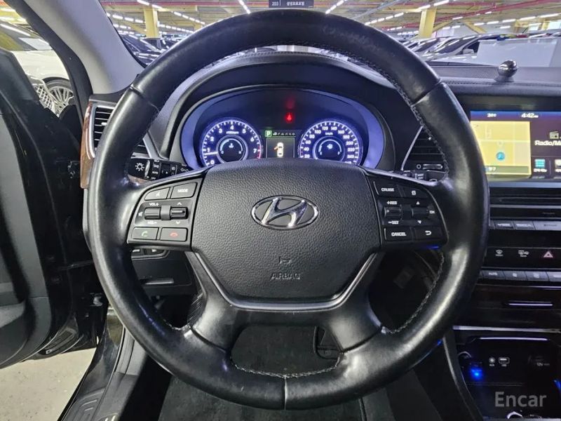 Hyundai Aslan