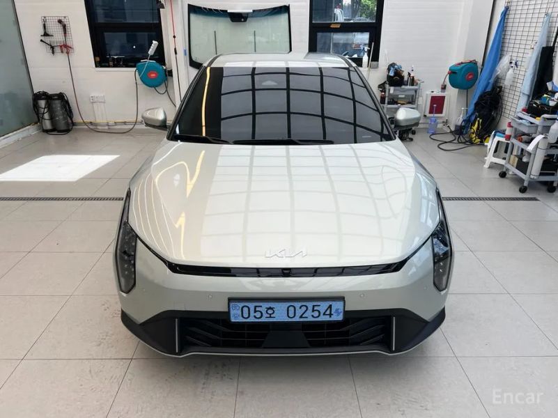Kia EV4