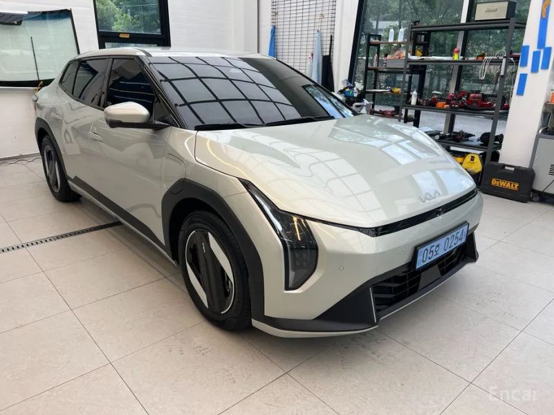 Kia EV4
