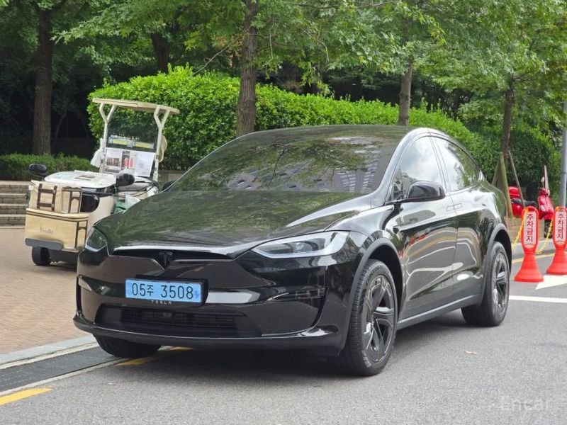Tesla model-x
