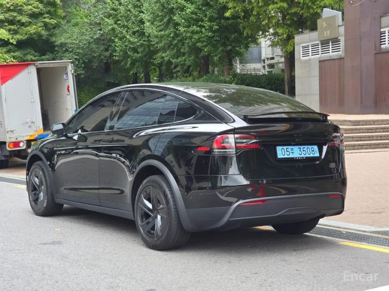 Tesla model-x