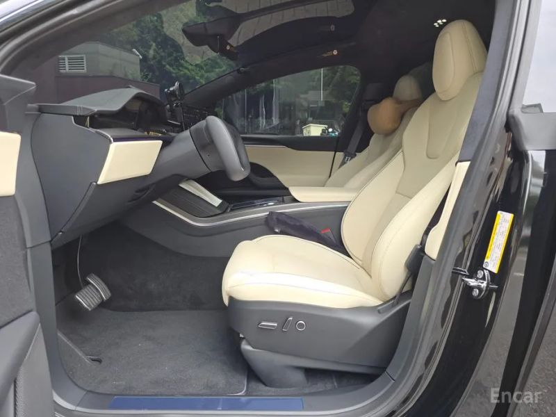 Tesla model-x