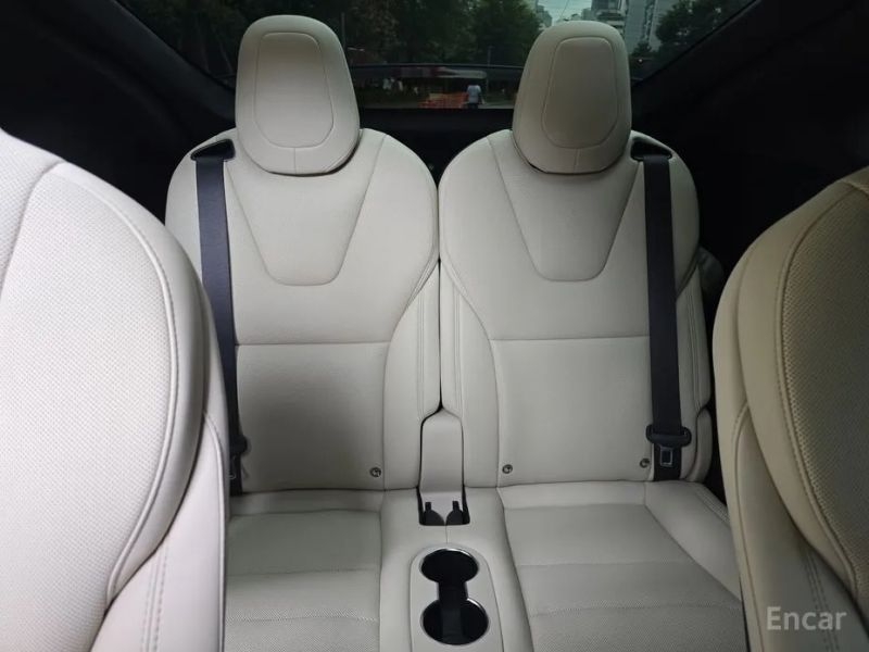 Tesla model-x