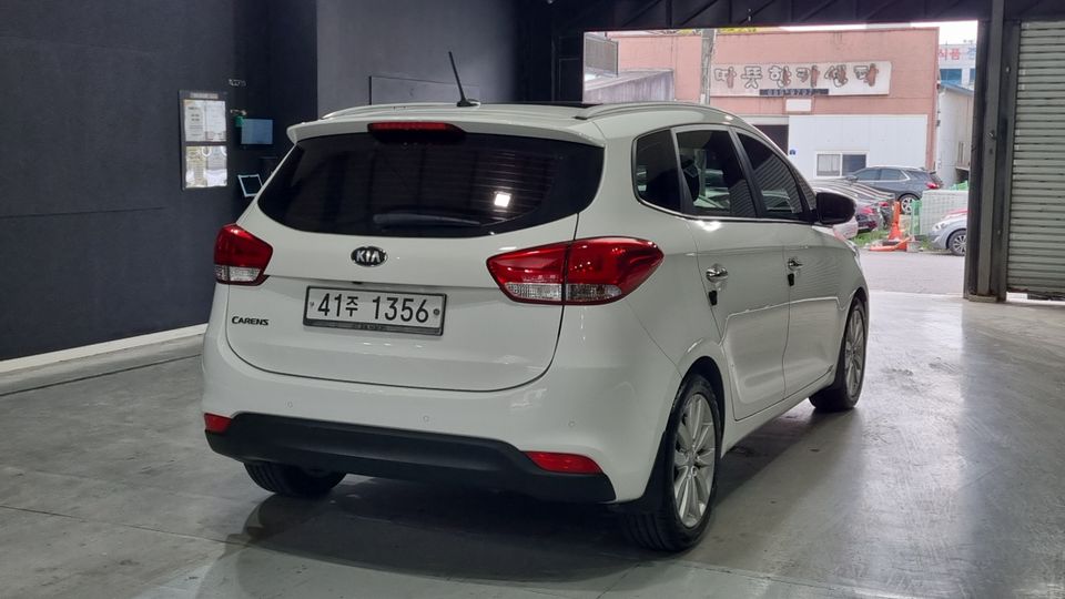 Kia Carens
