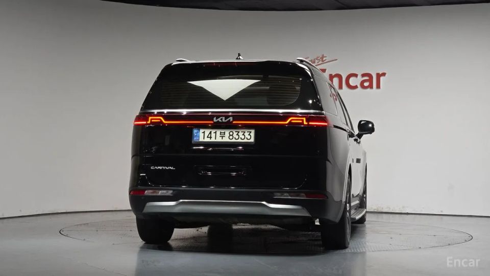Kia Canival