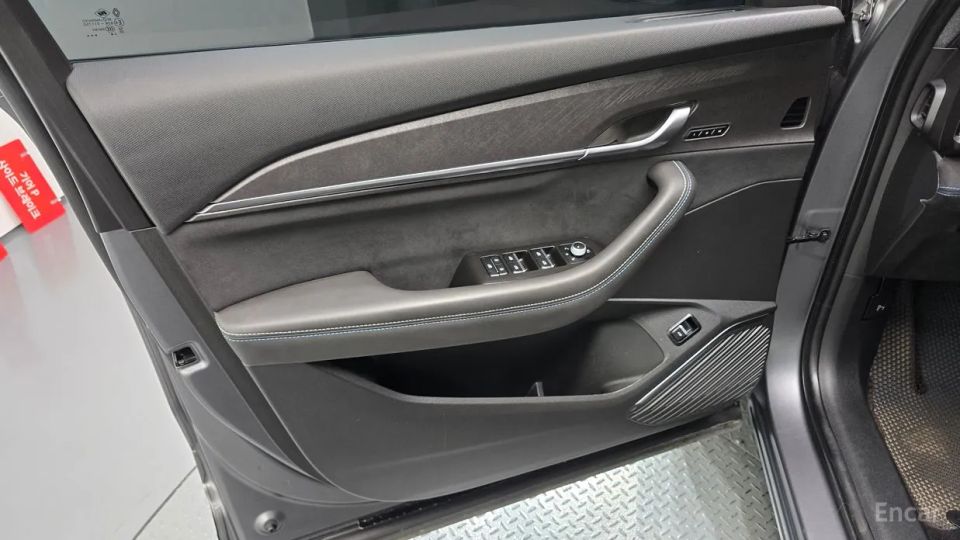Renault-KoreaSamsung Grand Koleos