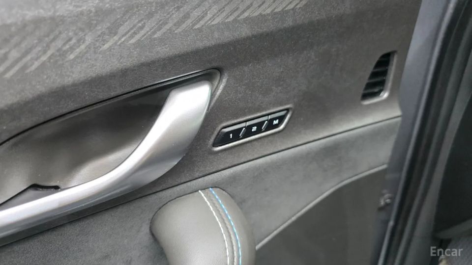 Renault-KoreaSamsung Grand Koleos