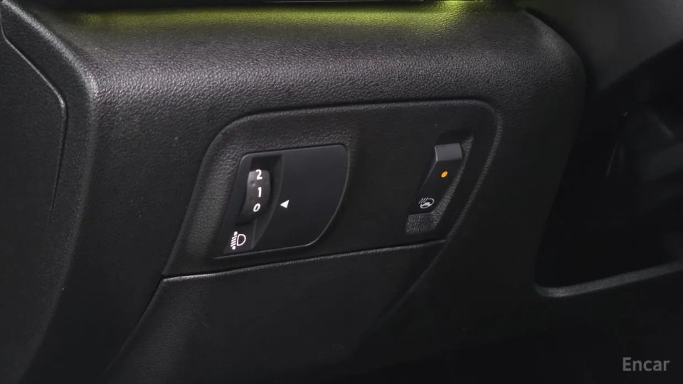 Renault-KoreaSamsung SM6