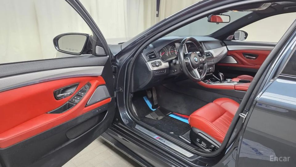 BMW M5