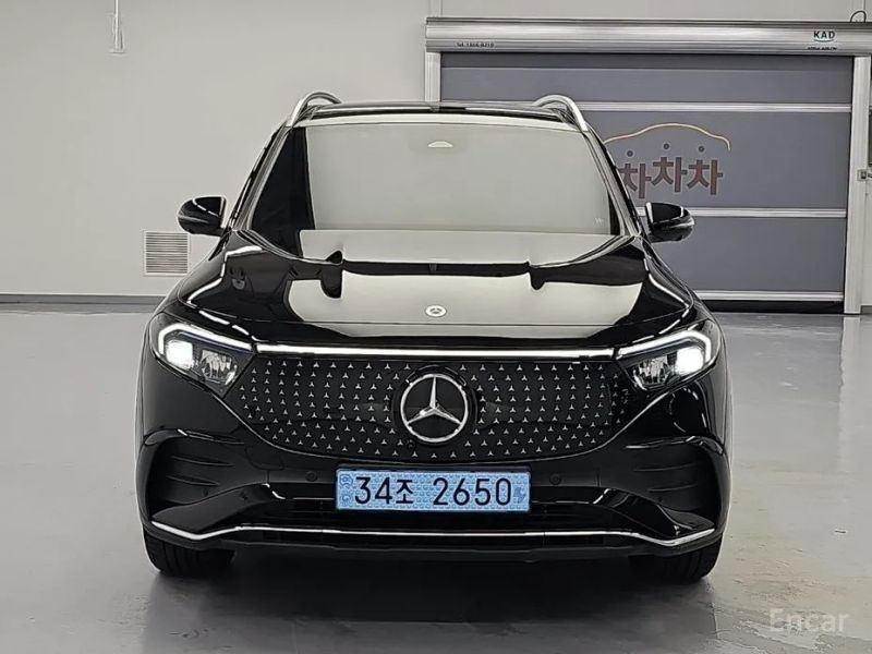Mercedes-Benz EQB
