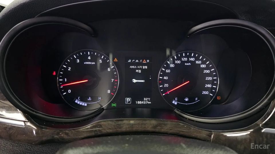 Kia K9
