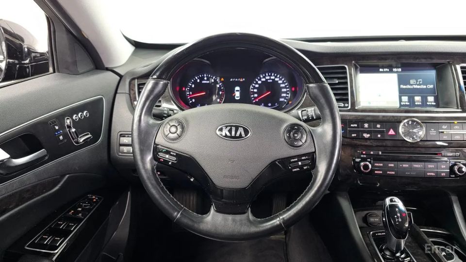 Kia K9