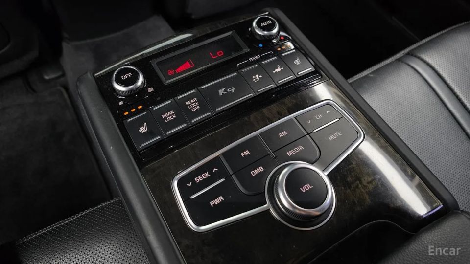 Kia K9