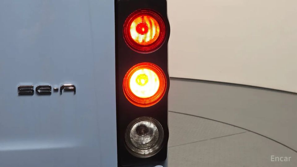 Geely SE-A2 Van