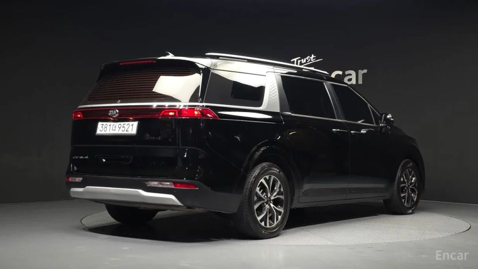 Kia Canival