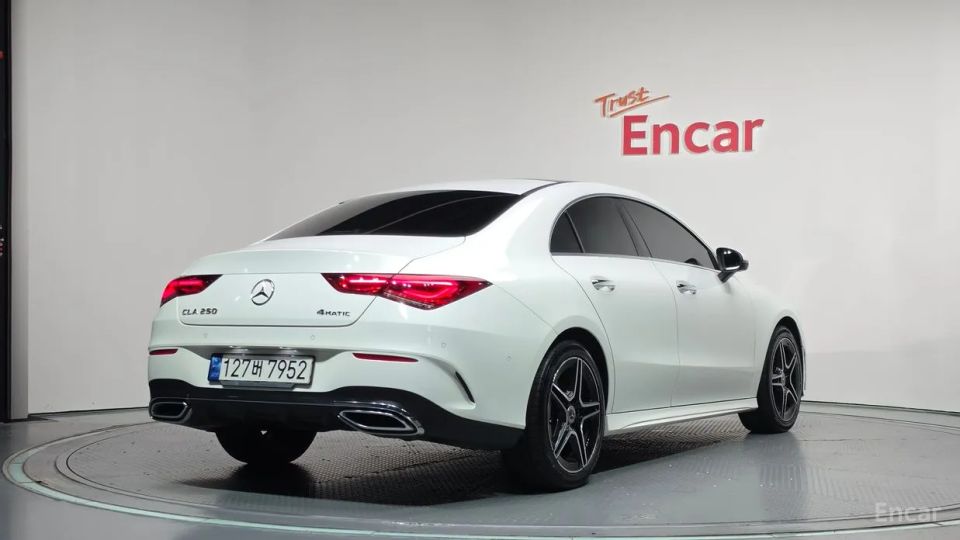 Mercedes-Benz CLA-Class