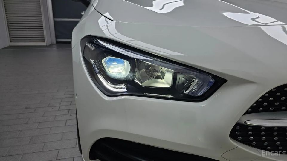 Mercedes-Benz CLA-Class