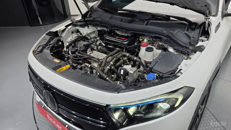 Mercedes-Benz EQA