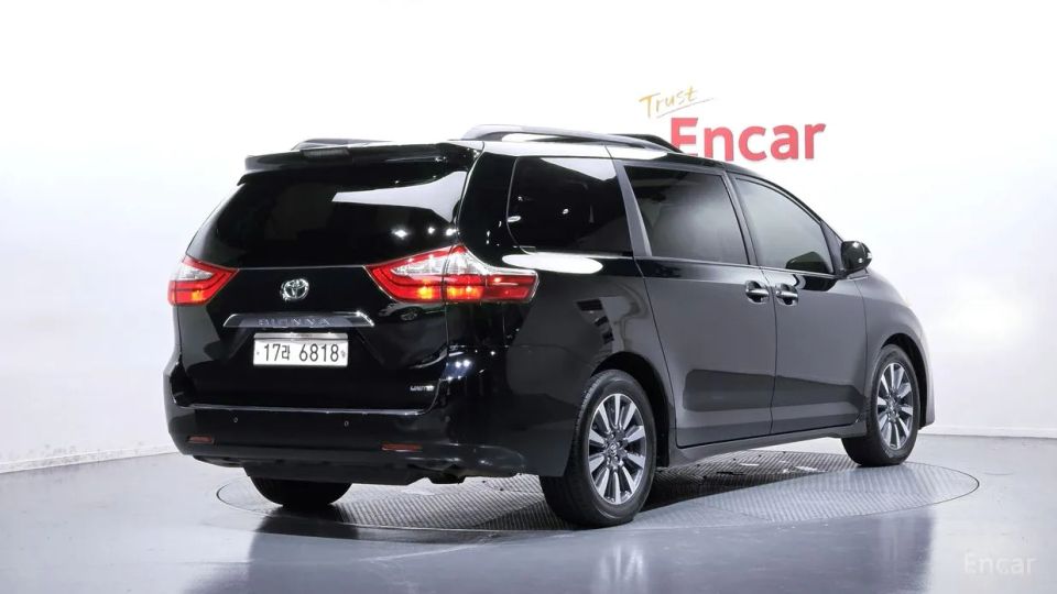 Toyota Sienna