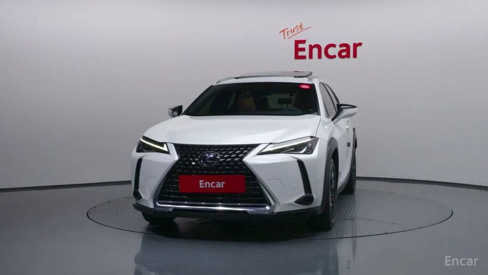 Lexus UX