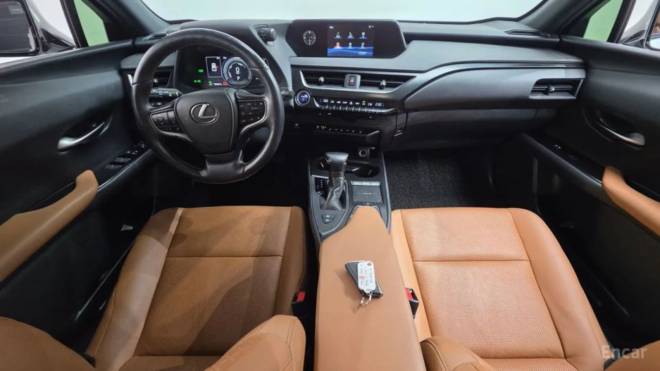 Lexus UX