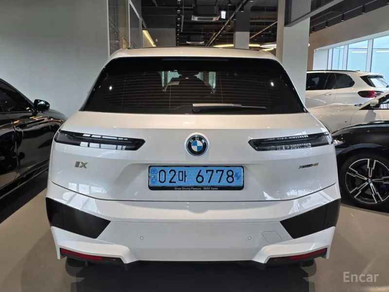 BMW ix